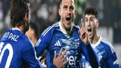 球员挺身而出，坚定否认对手犯规，助力撤销点球判决