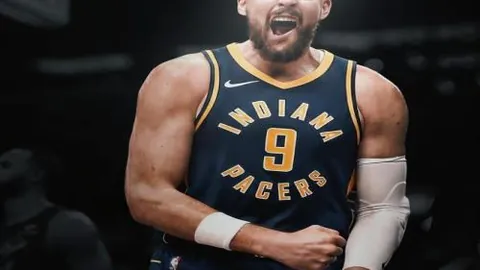 【11月8日精彩对决】国锦赛斯诺克激战正酣：希金斯对马奎尔，吴宜泽赛场心态——随心所欲！