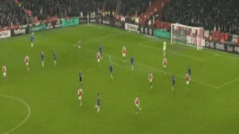 周页彤需加强发球与进攻技巧，前亚洲杯最佳接应状态显著下滑。